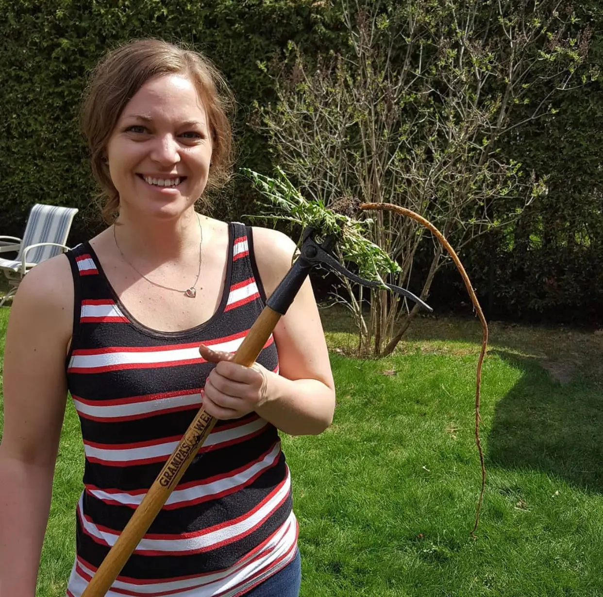 🔥[5𝟎% 𝐎𝐅𝐅 𝐋𝐀𝐒𝐓 𝐓𝐇𝐑𝐄𝐄 𝐃𝐀𝐘𝐒]The Original Stand Up Weed Puller Tool with Long Handle - Made with Real Bamboo & 4-Claw Steel Head Design - Easily Remove Weeds Without Bending, Pulling, or Kneeling-JKL