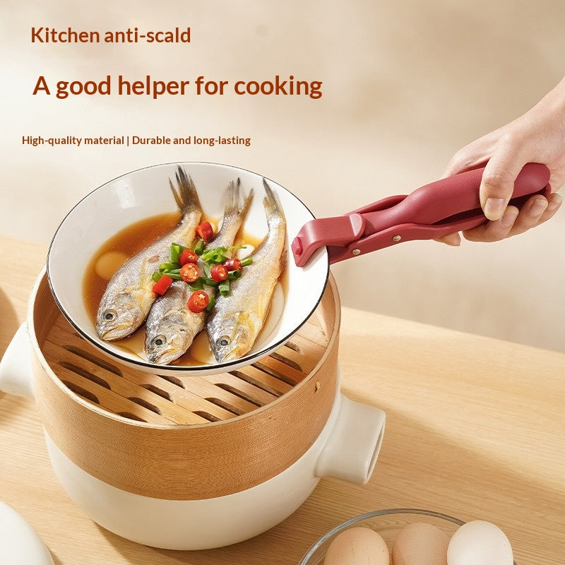 🔥[6𝟎% 𝐎𝐅𝐅 𝐋𝐀𝐒𝐓 𝐓𝐇𝐑𝐄𝐄 𝐃𝐀𝐘𝐒]Hot Plate Gripper, Multi-Purpose Anti-Scald Tool for Bowls, Plates, Pans, Serving as Holder, Clip, Tongs, Clamp in Kitchen Red & Green-3@OK